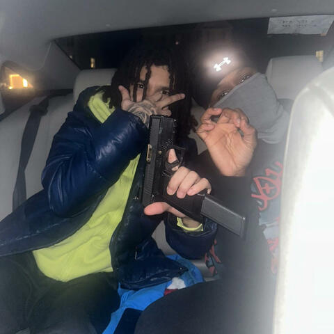 Who tf is apg (feat. Lor staxx)