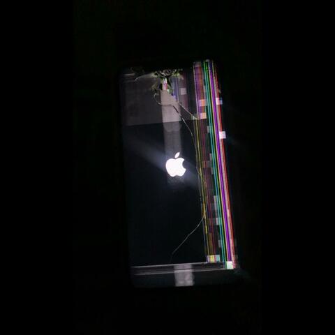 iphone kaputt (feat. kyu)