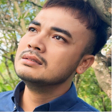 ផ្ញើទឹកភ្នែកពីកំពង់ស្ពឺ