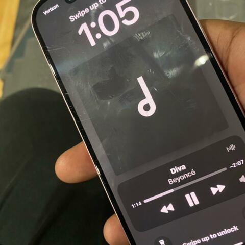 DIVA 105! (feat. Riichrollie & Fivthteen) [Radio Edit]