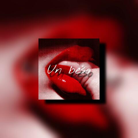 UN BESO
