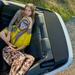 Die Geile (feat. vylet vendetta)