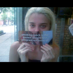 white stripes line the tabel (me)