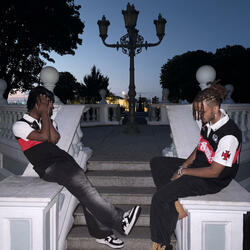 Yeah Hoe (feat. Akay)