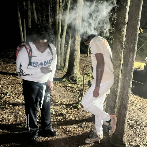 lightitup (feat. 5lilty)