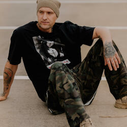 Kummitus (feat. Mari-Liis)