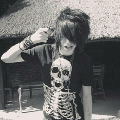 apple cider (feat. g0r3c0r3)