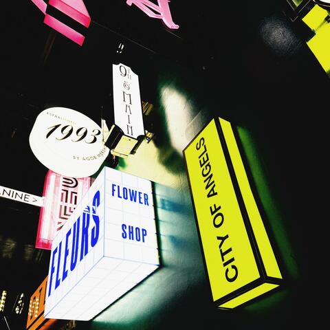 hollywood (feat. tyler golden)