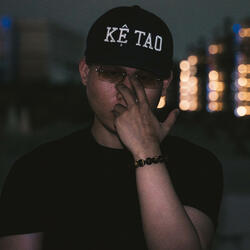 KHÔNG PHẢI G (feat. JOMBIE)