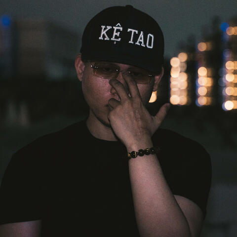 KHÔNG PHẢI G (feat. JOMBIE)