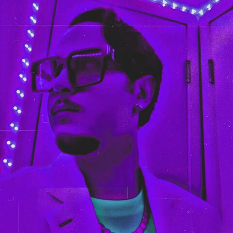 STARGIRL 777 (SLOWED AND REVERBED)