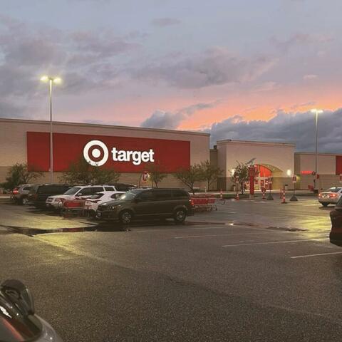 im at target (feat. nroom)
