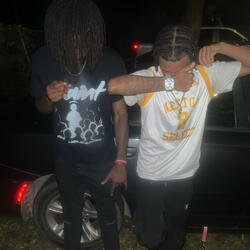 okay¿ (feat. Foxxfifth)