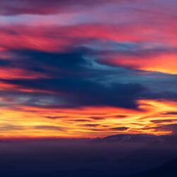 Fading Horizon