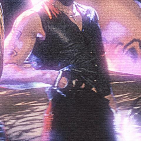 DANCIN' LIKE A MODEL