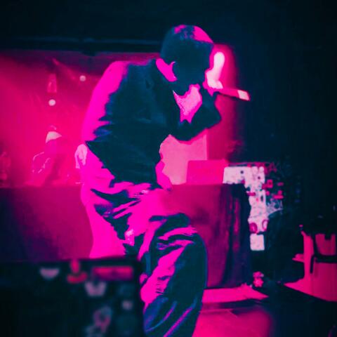 NO ME TRATES DIFERENTE