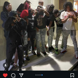 Fully Glizzys (feat. Mrs FullyMob)