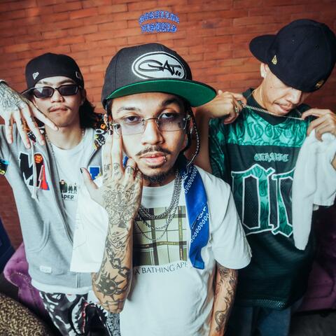 BIG 3 (feat. Cozee Jah & GA Chillerong Ghetto)
