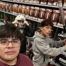 its a bell (uh) (feat. bigboicarlo & bigboiromi)