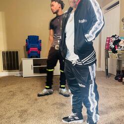 Unhealed pain (feat. RunnItUpNaNa)