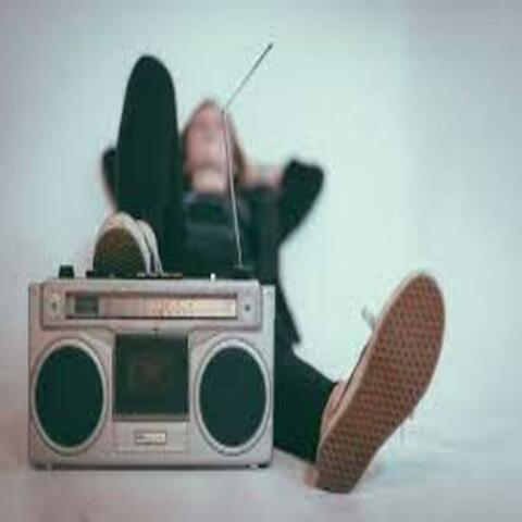 On Da Radio (feat. Fre3sh)