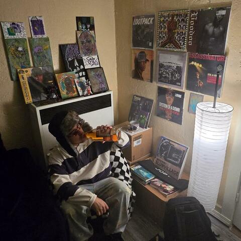 PLAY GAMES