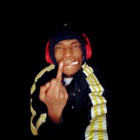 Make A Gun Clap (feat. Raq)