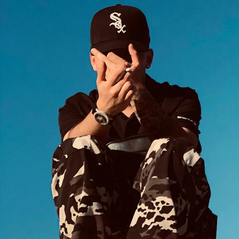 LOS CAPOS (feat. CHEO MC )