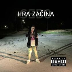 Hra začína