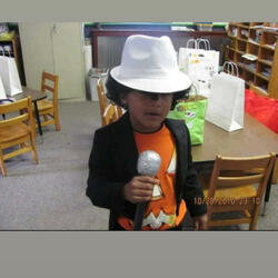 Secrets (feat. Treyyonfire)