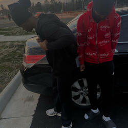 2MANBAND (feat. leewitdaburner)