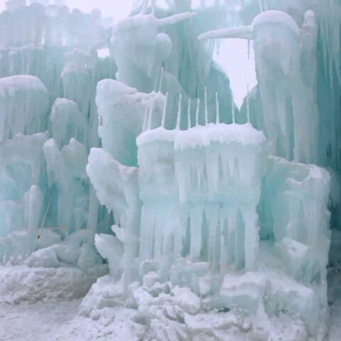 ICE HOTEL
