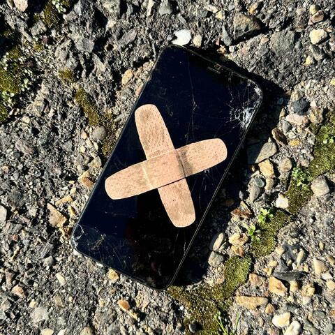 Naked Phone