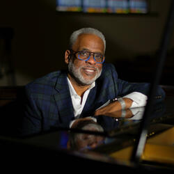 Sing Your Song (feat. Michael Booker, orchestra arranger & Alberto Santamaris, photographer)