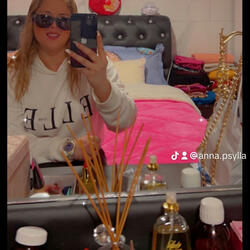 Το παράξενο με μένα