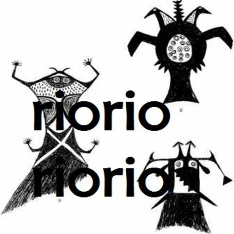 o rio me olha ao mesmo tempo eu vou c/ ele