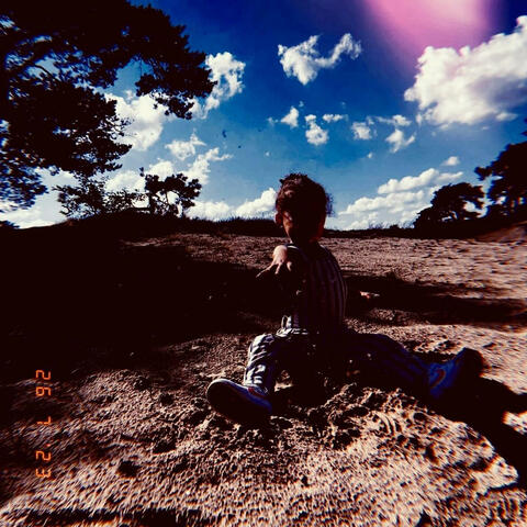 ISLAND GIRL (feat. Little Ray)