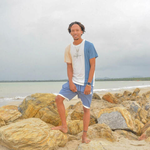 PELUCHE (feat. EL FLAKIN)