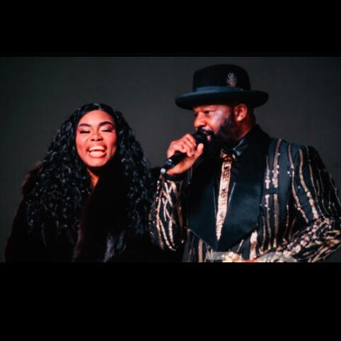 LEGENDARY (feat. RONNIE SPENCER)