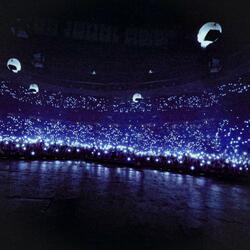 arena (feat. Samou)