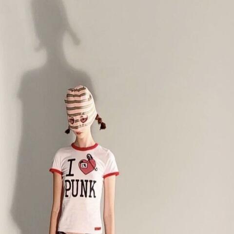 pape (feat. Mikxypoo)