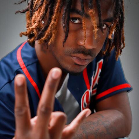 Watchout (feat. Traprunna Uno)