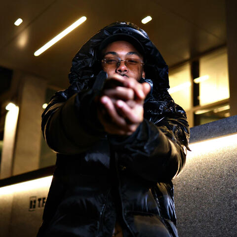 Backdoor (feat. Benzo Buckzz)