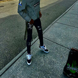 We Got A Problem Pt. 2 (feat. Roach)