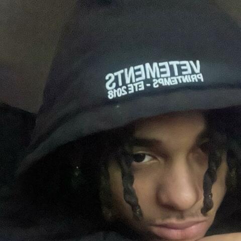 Bad habit (feat. Chikko(twnturn))