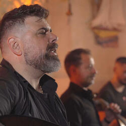 Θα τραγουδησω τον σκοπό(tha tragoudiso ton skopo)