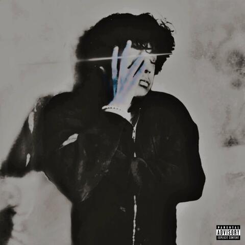 must be miistaken (Deluxe)