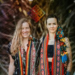 Tejedora Cosmica (feat. Willa Kveta)