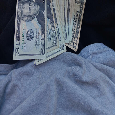 MONEY FEEN