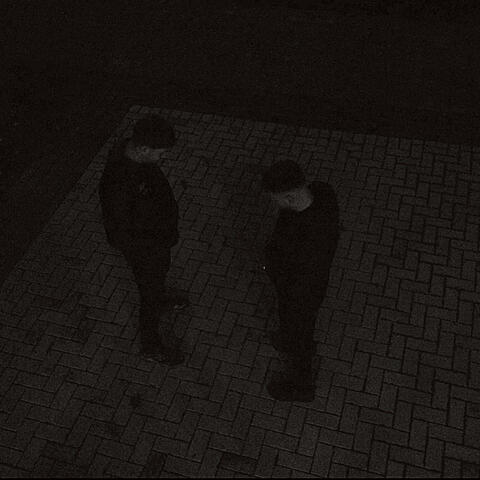 Runnin (feat. Dxnis)